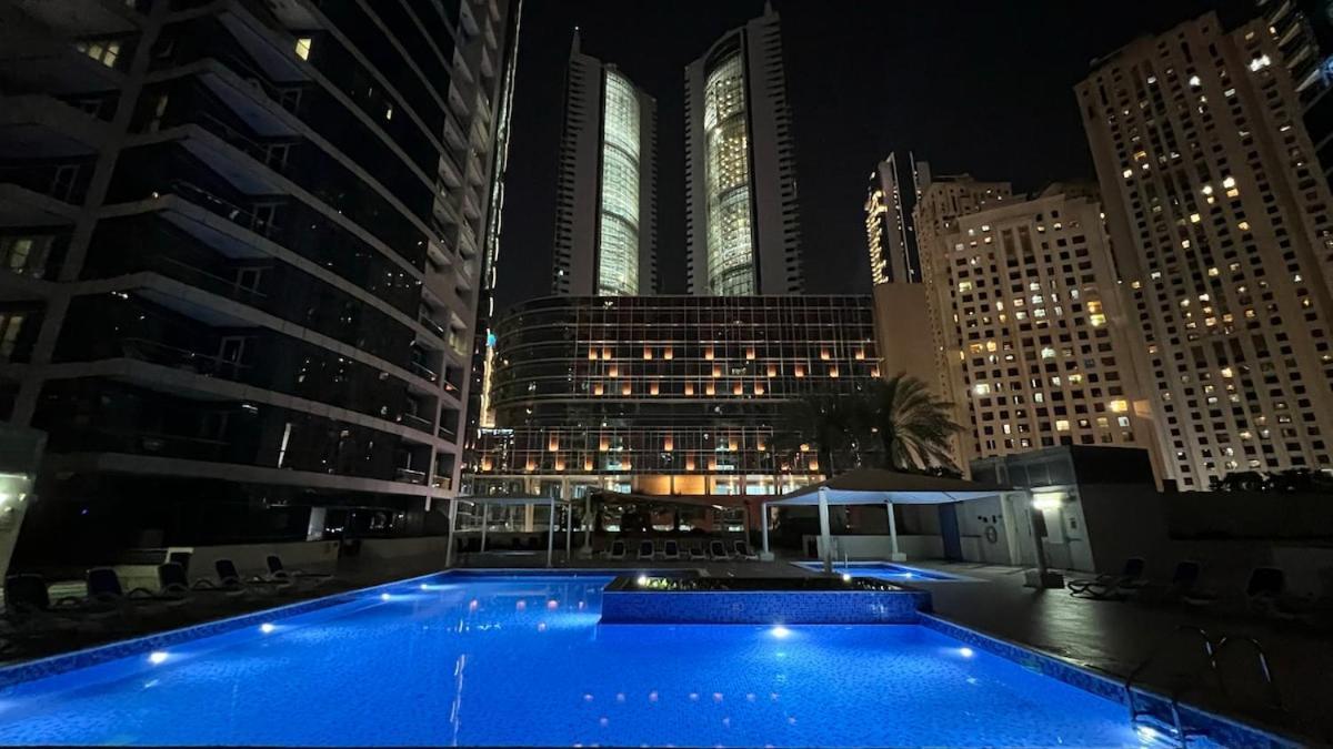 Panoramic Marina View - 1br - Walk To The Apartment *