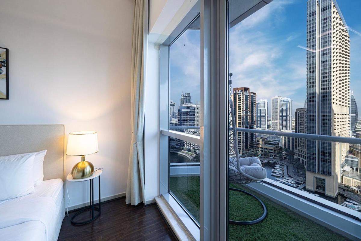 Panoramic Marina View - 1br - Walk To The Apartment *